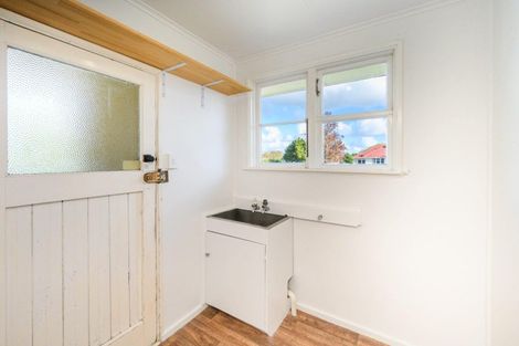 Photo of property in 3 Forth Terrace, Roslyn, Palmerston North, 4414