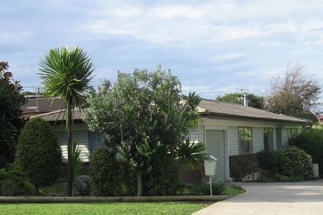 Photo of property in 4 Fitzwater Place, Henderson, Auckland, 0612