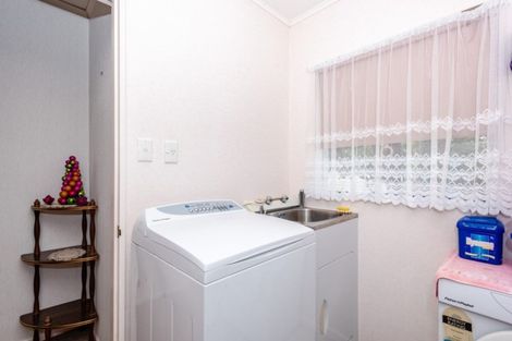 Photo of property in Orange Grove Flats, 25/549 Childers Road, Te Hapara, Gisborne, 4010