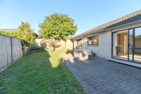 Photo of property in 20 Caragh Place, East Tamaki, Auckland, 2016