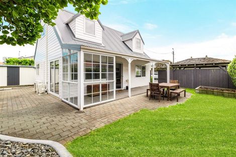 Photo of property in 1a Barberry Lane, Te Atatu Peninsula, Auckland, 0610