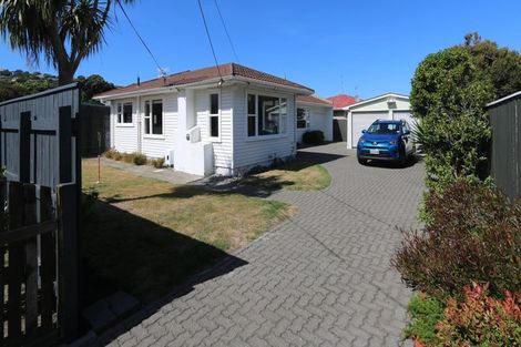 Photo of property in 28 Rotherham Terrace, Miramar, Wellington, 6022