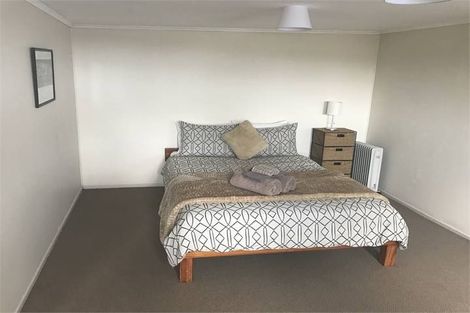 Photo of property in 41 Clifton Road, Haumoana, 4102