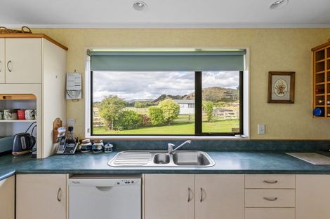 Photo of property in 205-233 Fitzherbert Road East, Aokautere, Palmerston North, 4471