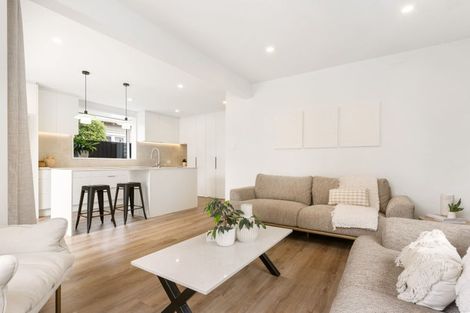 Photo of property in 18 Dover Street, St Albans, Christchurch, 8014