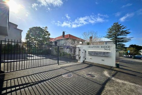 Photo of property in 6a Carlton Gore Road, Grafton, Auckland, 1023