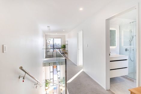 Photo of property in 145 Astley Avenue, New Lynn, Auckland, 0600