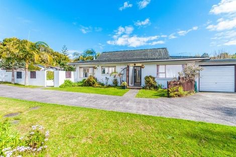 Photo of property in 1/29 Awaruku Road, Torbay, Auckland, 0630