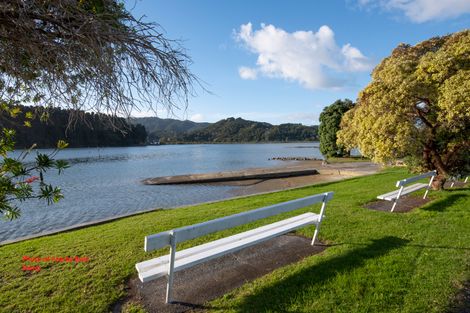 Photo of property in 10 Harbour View Road, Point Wells, Warkworth, 0986