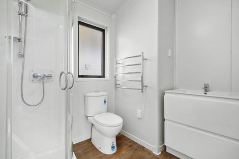 Photo of property in 104a Te Pene Avenue, Titahi Bay, Porirua, 5022