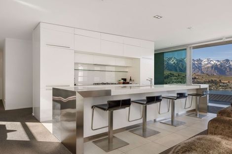 Photo of property in 74 Panorama Terrace, Queenstown, 9300