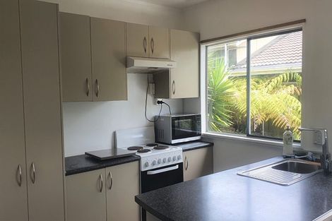Photo of property in 2/156 Manuka Road, Bayview, Auckland, 0629