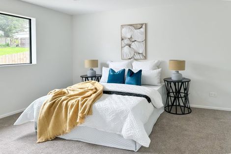 Photo of property in 61b Totaravale Drive, Totara Vale, Auckland, 0629