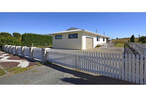Photo of property in 177 Kina Beach Road, Tasman, Upper Moutere, 7173