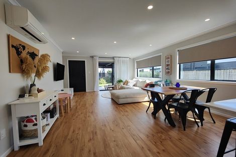 Photo of property in 4 Balmerino Lane, Wallaceville, Upper Hutt, 5018