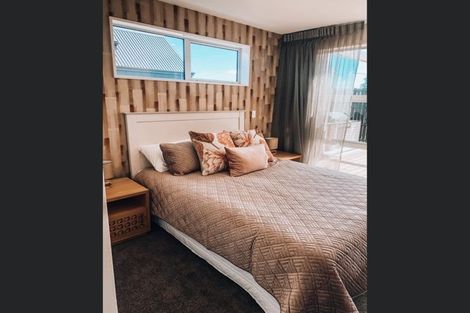 Photo of property in 6 John Raven Lane, Woodend, 7610