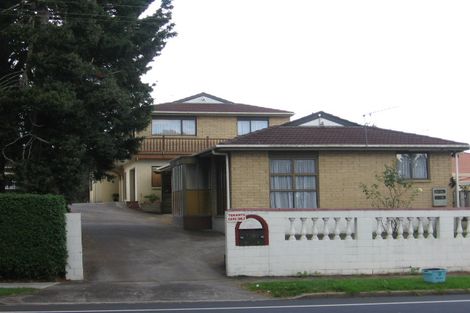 Photo of property in 120a Mount Smart Road, Onehunga, Auckland, 1061