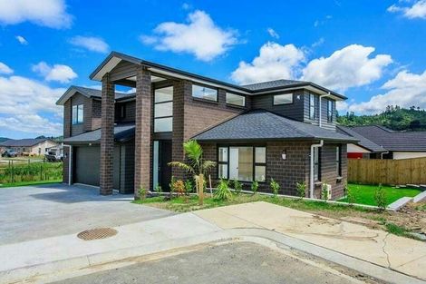 Photo of property in 13 Kohia Way, Huapai, Kumeu, 0810