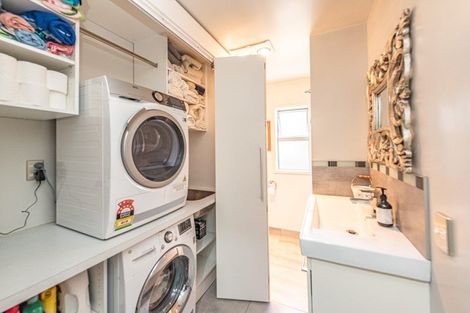 Photo of property in 27 Kent Road, Saint Johns Hill, Whanganui, 4501