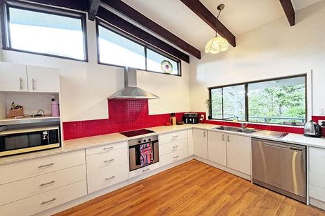 Photo of property in 20 Langstone Place, Chatswood, Auckland, 0626