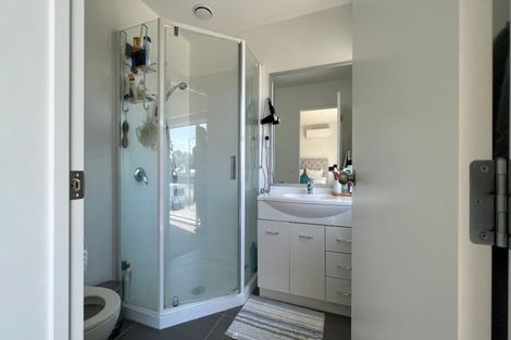 Photo of property in 10 Aeronautic Road, Takanini, 2112