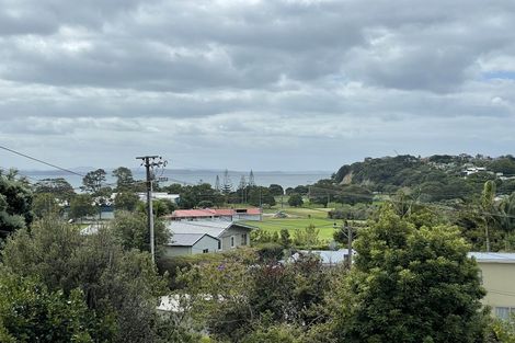Photo of property in 21 Rimu Road, Stanmore Bay, Whangaparaoa, 0932