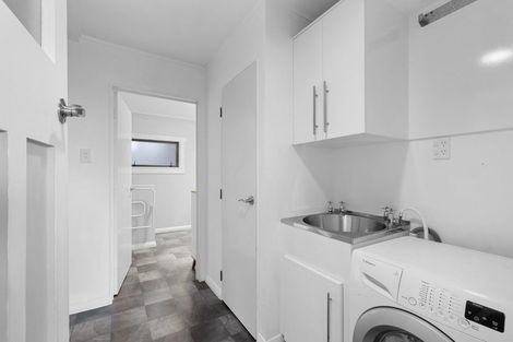 Photo of property in 51 Upjohn Street, Brooklands, New Plymouth, 4310