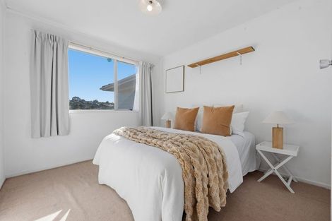 Photo of property in 4 Redwing Street, Browns Bay, Auckland, 0630