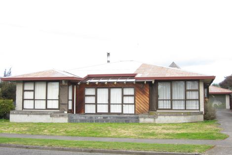 Photo of property in 10 Exeter Crescent, Pirimai, Napier, 4112