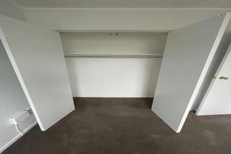 Photo of property in 2/109 Pigeon Mountain Road, Half Moon Bay, Auckland, 2012