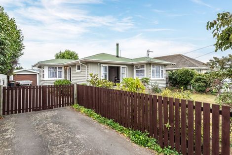 Photo of property in 74 Hargood Street, Woolston, Christchurch, 8062