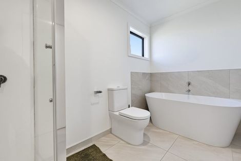 Photo of property in 24 Atutahi Lane, Papamoa, 3118