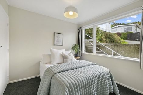 Photo of property in 2/77 Collier Avenue, Karori, Wellington, 6012