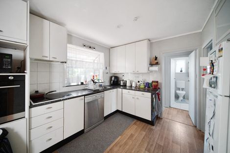 Photo of property in 9 Malcolm Place, Mangere East, Auckland, 2024