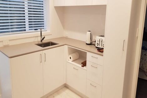 Photo of property in 2/7 Walter Street, Hauraki, Auckland, 0622