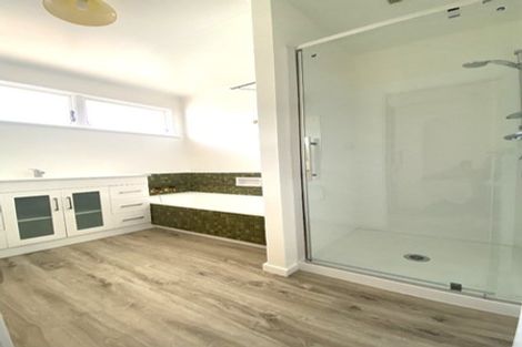 Photo of property in 14 Lomita Road, Johnsonville, Wellington, 6037