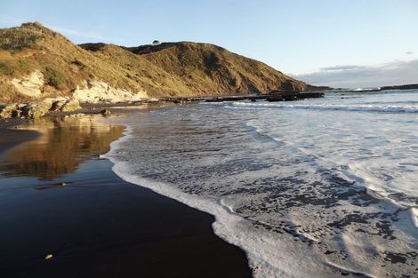 Photo of property in 125 Maunsell Road, Port Waikato, Tuakau, 2695