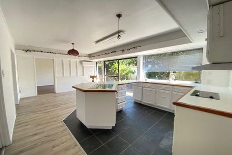 Photo of property in 1 Skilling Place, Farm Cove, Auckland, 2012