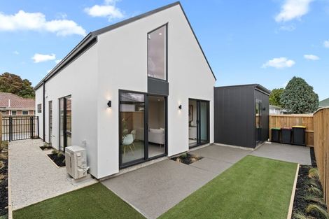 Photo of property in 1/25 Winters Road, Redwood, Christchurch, 8051