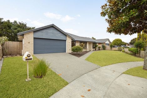 Photo of property in 35 Milbrook Place, Chartwell, Hamilton, 3210