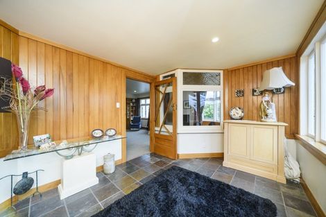 Photo of property in 16 Manapouri Crescent, Hokowhitu, Palmerston North, 4410