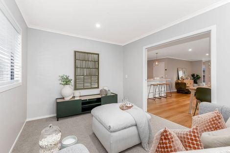Photo of property in 11 Te Hoiere Street, Aotea, Porirua, 5024