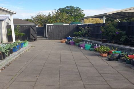 Photo of property in 40 Edgewater Parade, Waiuku, 2123