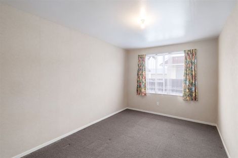 Photo of property in 2/35 Oldwood Street, Bishopdale, Christchurch, 8053