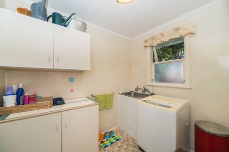 Photo of property in 10 Henare Street, West End, Palmerston North, 4412