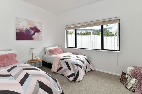 Photo of property in 979 Whangaparaoa Road, Tindalls Beach, Whangaparaoa, 0930