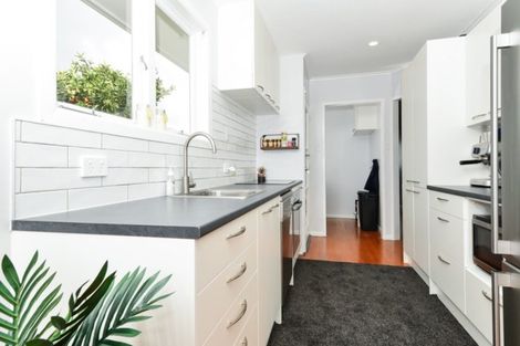 Photo of property in 13 Rosalind Street, Deanwell, Hamilton, 3206