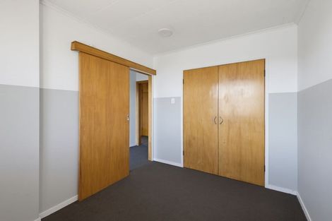 Photo of property in 5 Mayfair Place, Westown, New Plymouth, 4310