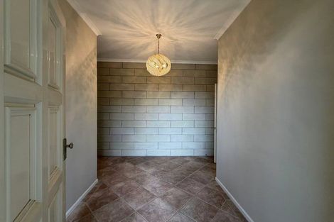 Photo of property in 1242 Great South Road, Runciman, Drury, 2578