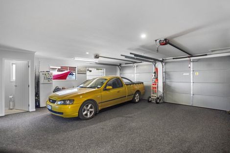 Photo of property in 13 Tohora View, Waihi Beach, 3611